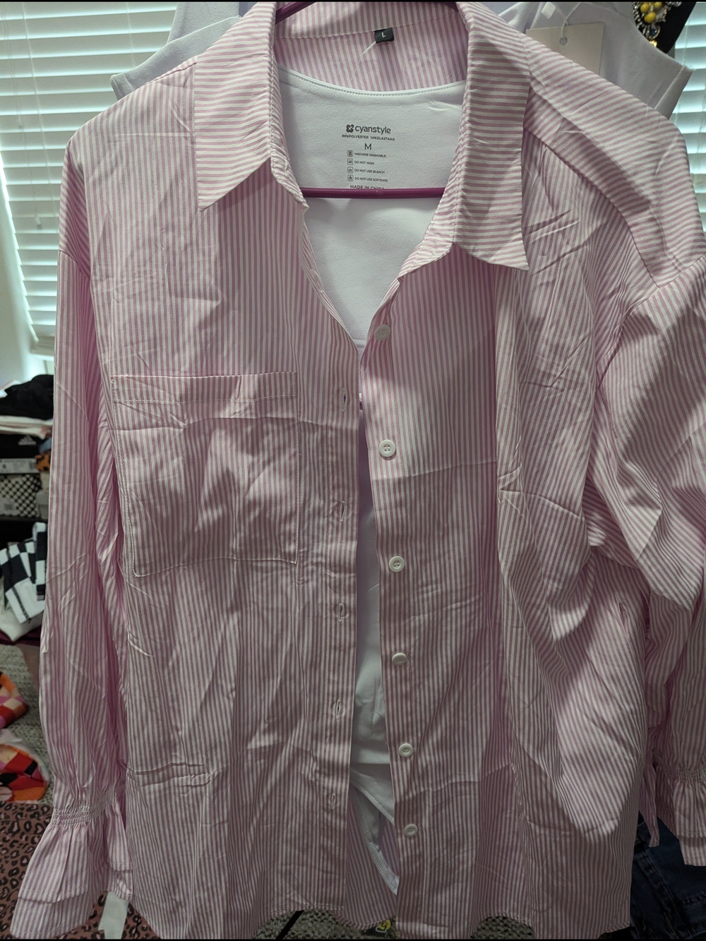 Cyanstyle Pink & White Pinstripe Button-Up Shirt